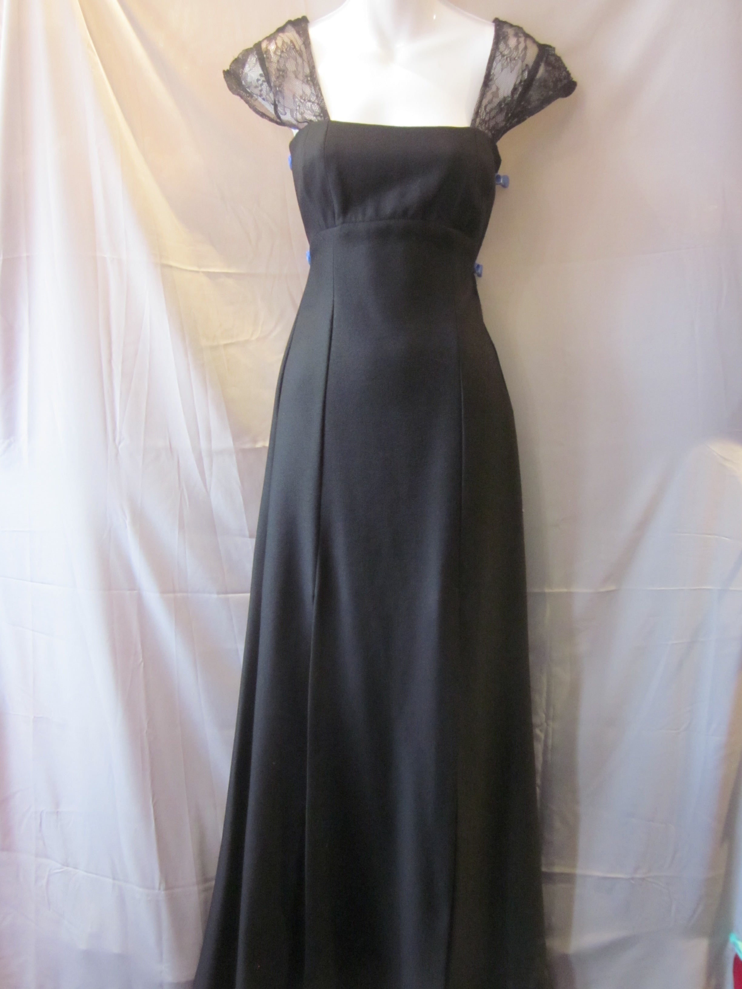 Dress with 2 on sale slits